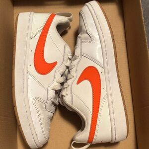 Nike Court Borough 2